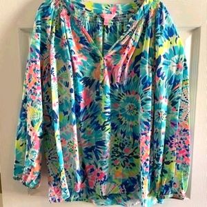 Beautiful silk blouse! Excellent condition!